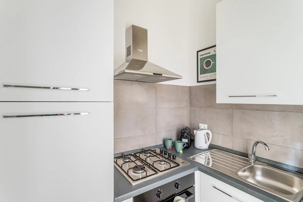 Lucrezia Apartments - Pavia City - By Host4U
