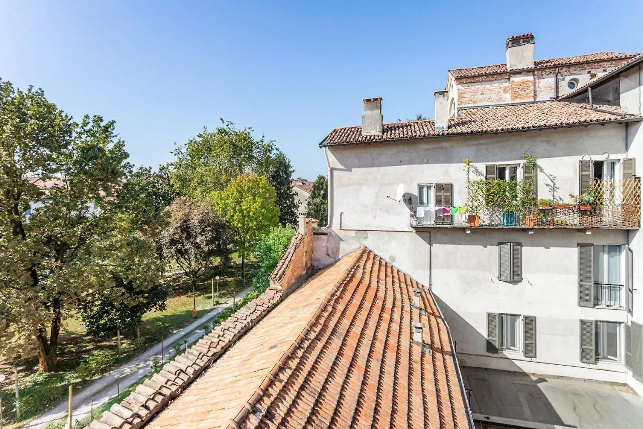 Lucrezia Apartments - Pavia City - By Host4U 0*,  Italia
