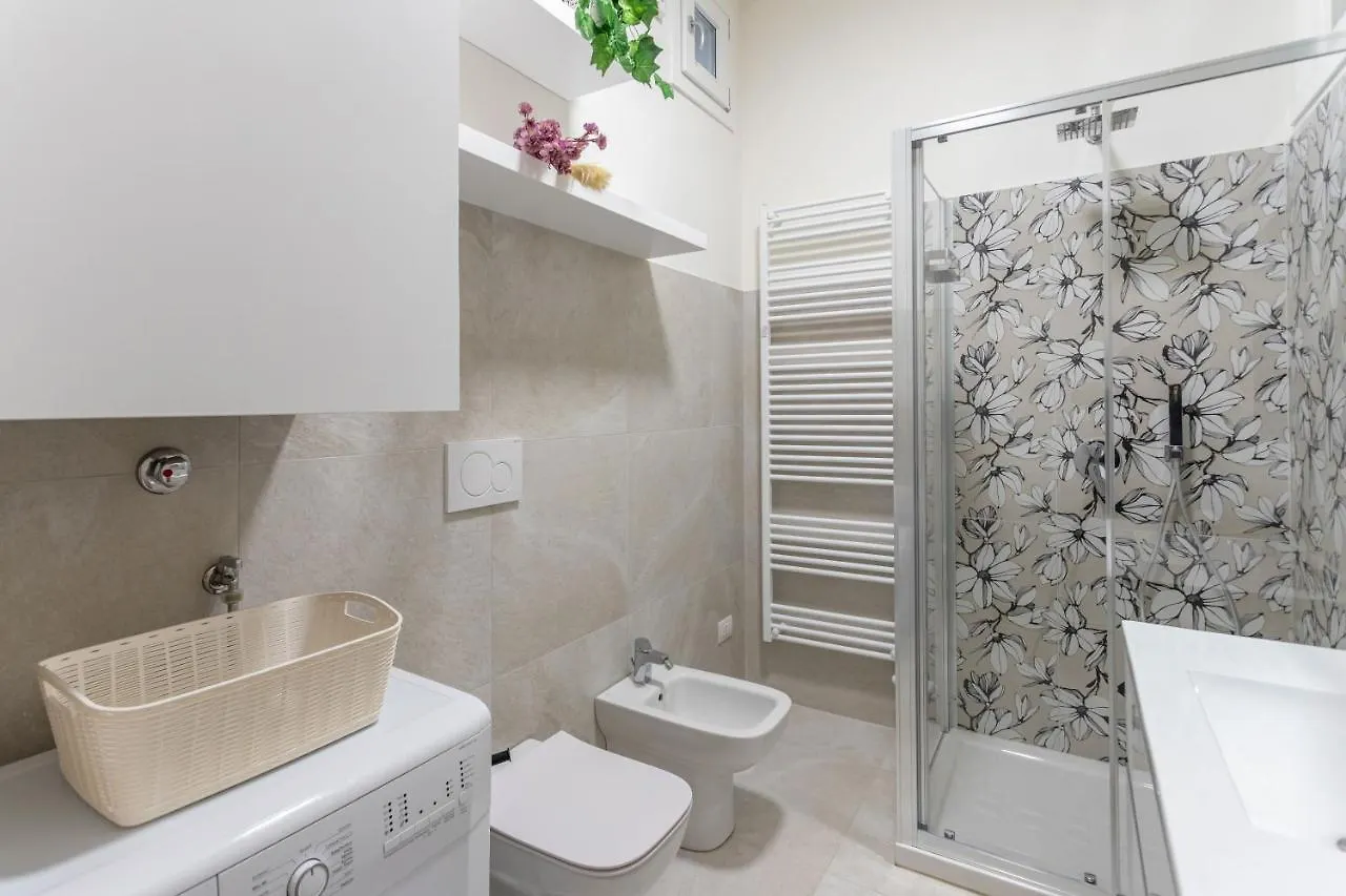 Lucrezia Apartments - Pavia City - By Host4U